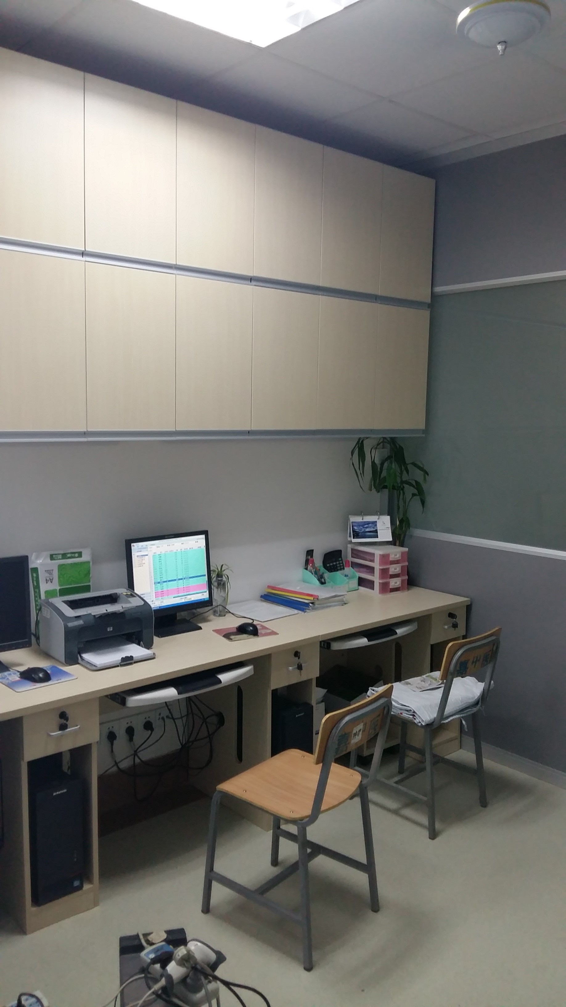 上海市嘉定区中医医院病区医用家具配置升级工程(图5) 上海市嘉定区中医医院病区医用家具配置升级工程(图5)